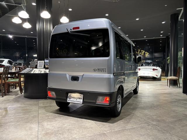 ハイゼットカーゴ ＤＸ　新車保証付　スマートアシスト　Ｐａｎａｓｏｎｉｃ　Ｇｏｒｉｌｌａ　７型ナビ（ワンセグチューナー内装・ＳＳＤ１６ＧＢ搭載）　ＡＭ／ＦＭラジオ　荷室マット　オールウェザーマット　ＥＴＣ（11枚目）