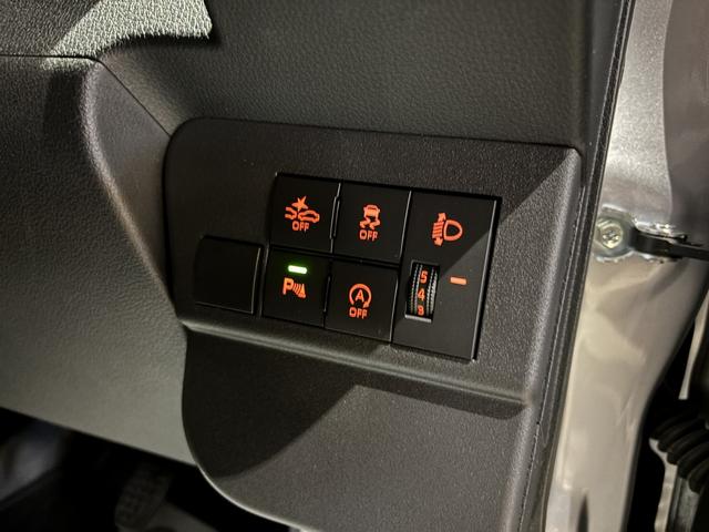 ハイゼットカーゴ ＤＸ　新車保証付　スマートアシスト　Ｐａｎａｓｏｎｉｃ　Ｇｏｒｉｌｌａ　７型ナビ（ワンセグチューナー内装・ＳＳＤ１６ＧＢ搭載）　ＡＭ／ＦＭラジオ　荷室マット　オールウェザーマット　ＥＴＣ（21枚目）