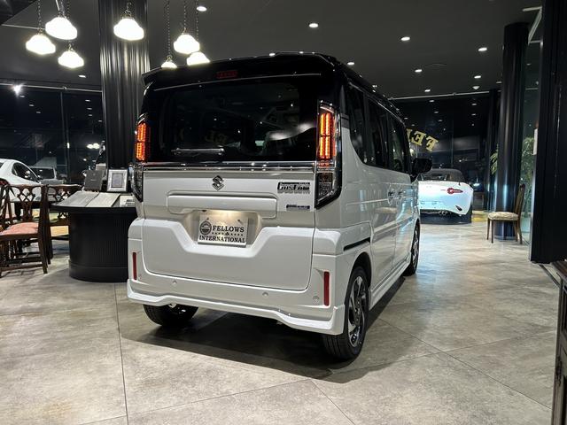 スペーシアカスタム ハイブリッドＸＳターボ　９インチ純正ナビ　全方位　ＥＴＣ　新車保証付　シートヒーター　両側電動スライドドア　ｃａｒｐｌａｙ対応　ＣＤ／ＤＶＤ　ステアリングヒーター　ヘッドアップディスプレイ（10枚目）