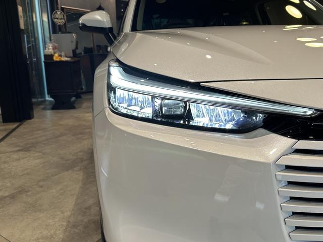 ヴェゼル ｅ：ＨＥＶ　Ｚ　純正ナビ　マルチビュー　プレミアムオーディオ　ＥＴＣ２．０　置充電　シートヒーター　ステアリングヒーター（12枚目）