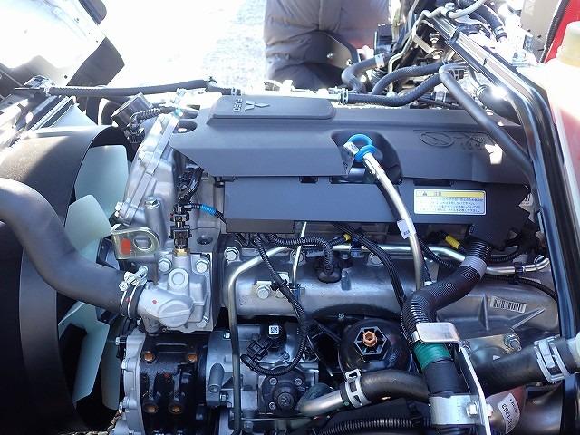 キャンター 　フル液晶メーター　ワイドロング　ユニック　４段クレーン（35枚目）