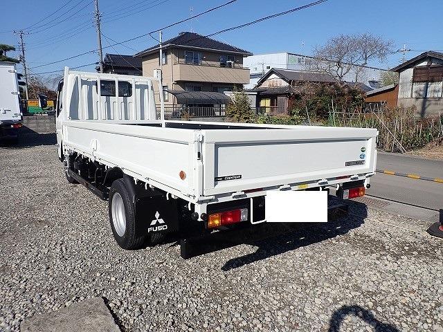 キャンター 　フル液晶メーター　２ｔ　標準ロング平ボディ　ＭＴ（2枚目）