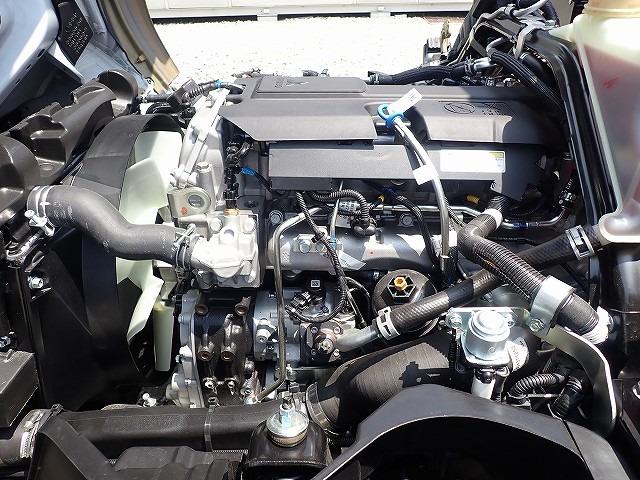 キャンター 　液晶メーター　３ｔ　標準ロング　ユニック製　４段クレーン（36枚目）