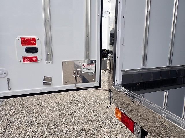 キャンター フル液晶メーター 2t 標準10尺 冷蔵冷凍車 AT(4枚目)