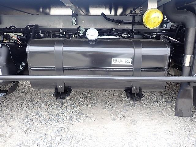 キャンター フル液晶メーター 2t 標準10尺 冷蔵冷凍車 AT(9枚目)