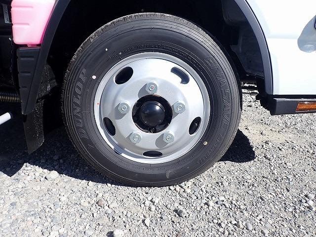 キャンター 　フル液晶メーター　２ｔ　標準ロング　アルミバン　ＡＴ（27枚目）