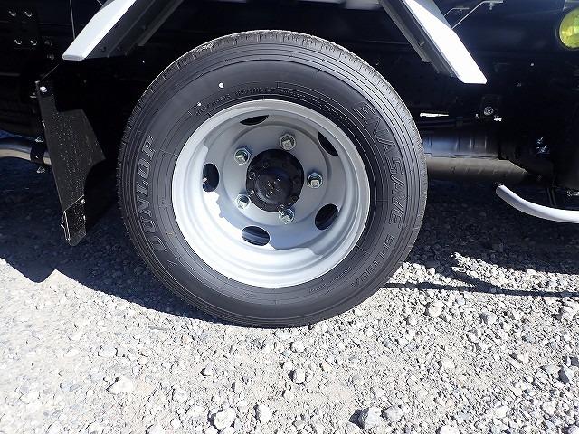 キャンター 　フル液晶メーター　２ｔ　標準ロング　アルミバン　ＡＴ（28枚目）