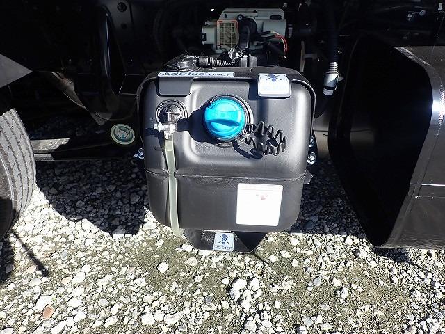 キャンター 　フル液晶メーター　２ｔ　標準１０尺　平ボディ　ＡＴ（8枚目）