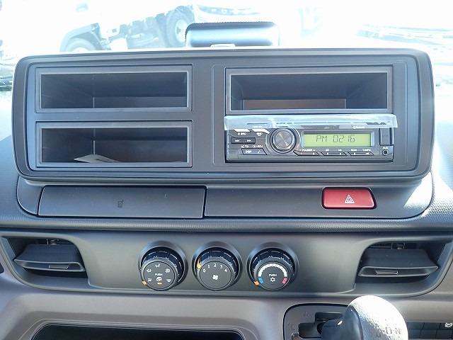 キャンター 　フル液晶メーター　２ｔ　標準１０尺　平ボディ　ＡＴ（12枚目）