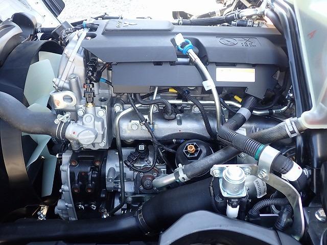 キャンター 　フル液晶メーター　２ｔ　標準１０尺　平ボディ　ＡＴ（24枚目）