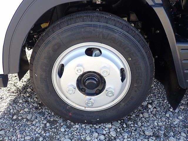 キャンター 　フル液晶メーター　２ｔ　標準１０尺　平ボディ　ＡＴ（26枚目）