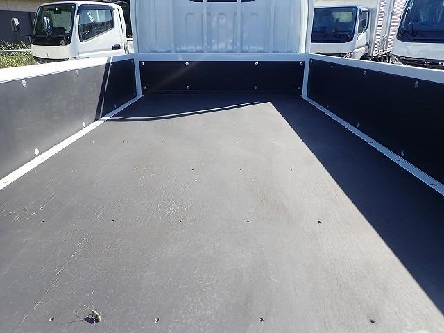 キャンター 　フル液晶メーター　２ｔ　標準１０尺　平ボディ　ＡＴ（5枚目）