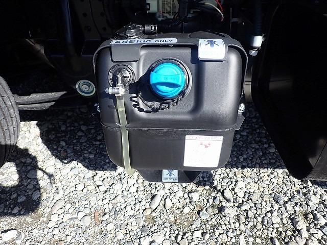 キャンター 　フル液晶メーター　２ｔ　標準１０尺　平ボディ　ＡＴ（9枚目）