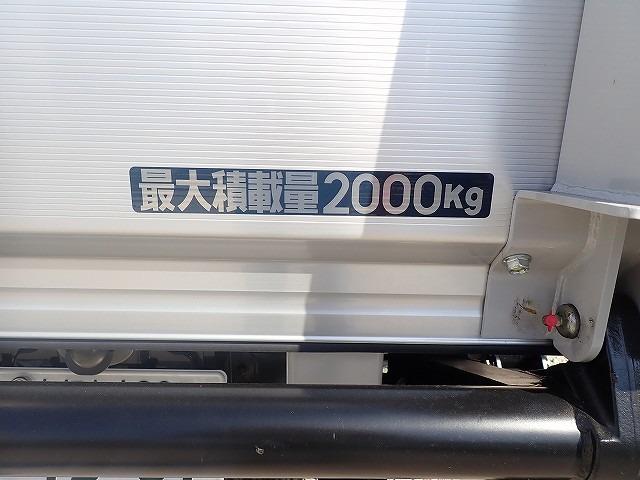 キャンター 　液晶メーター　２ｔ　標準ロング　アルミバン　跳ね上げＰＧ（3枚目）