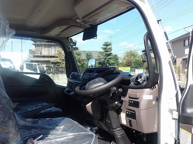 キャンター 　液晶メーター　２ｔ　標準ロング　アルミバン　跳ね上げＰＧ（12枚目）