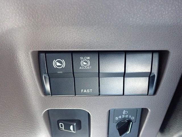 キャンター 　液晶メーター　２ｔ　標準ロング　アルミバン　跳ね上げＰＧ（18枚目）