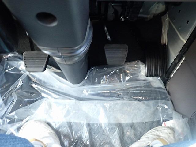 キャンター 　フル液晶メーター　２ｔ　標準１０尺　平ボディ　ＭＴ（18枚目）