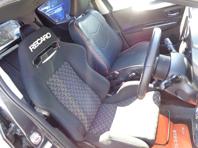 ヴィッツ ＲＳ　モデリスタエアロ　モデリスタセンタースポーツマフラー　ＴＥＩＮ車高調　タイミングチェーン車　ＲＥＣＡＲＯセミバケシート　ＬＥＤヘッドライト　ＬＥＤフォグ　禁煙車　外アンドロイドディスプレイオーディオ（8枚目）