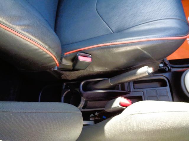 ヴィッツ ＲＳ　モデリスタエアロ　モデリスタセンタースポーツマフラー　ＴＥＩＮ車高調　タイミングチェーン車　ＲＥＣＡＲＯセミバケシート　ＬＥＤヘッドライト　ＬＥＤフォグ　禁煙車　外アンドロイドディスプレイオーディオ（22枚目）
