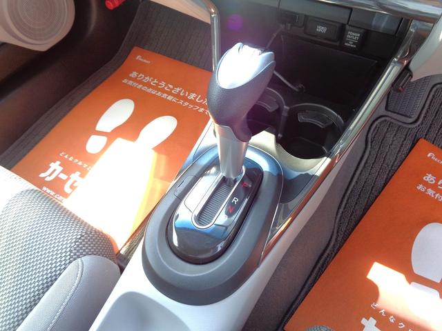 ＣＲ－Ｚ α　純正ＨＤＤナビ地デジＢモニ　パドルシフト　クルコン　純正１６インチＡＷ　オートライト　スマートキー　禁煙車　ウィンカーミラー　ＨＩＤ　ビルトインＥＴＣ　ドアバイザー　記録簿　電動格納ミラー　横滑り防止（22枚目）