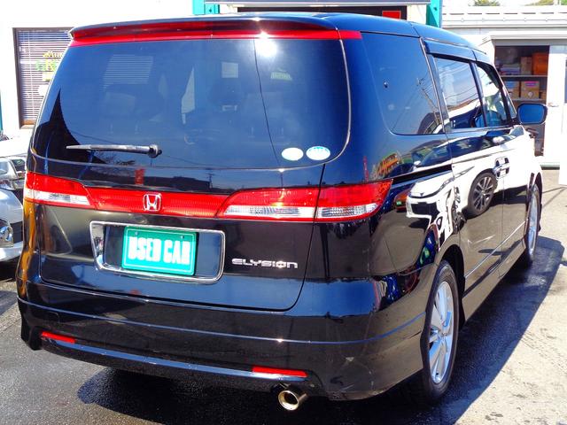 エリシオン ＧエアロＨＤＤナビスマートセレクション　後期型　特別仕様車　大型センターコンソール　純正インタＨＤＤナビ地デジＢモニ　両側Ｐスラ　純正フルエアロ　黒革調シートカバー　７人乗　禁煙車　ビルトインＥＴＣ　ＨＩＤ　スマートキ―　ウィンカーミラー（3枚目）