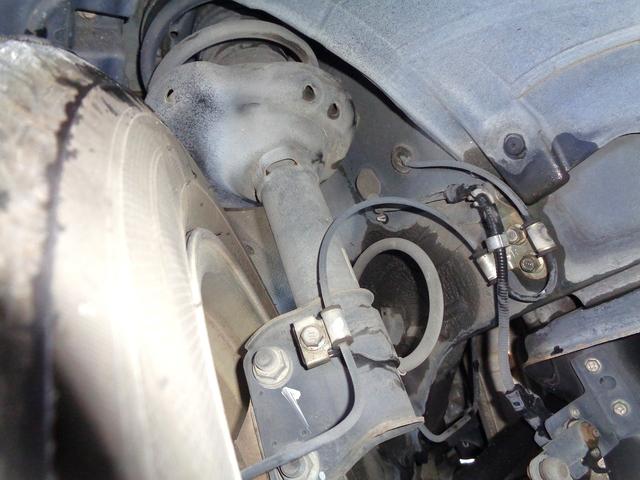 フォレスター クロススポーツ２．０Ｔ　スポーツ　１オーナー　後期型　ＳＴｉリップエアロ　ＳＴｉアルミ　４ＷＤ　ターボ　標準ＬＳＤ装備　純正サイド・リアエアロ　外ＢＬＩＴＺターボタイマー　外ＳＤナビ地デジ　ルーフレール　ＨＩＤ　ＥＴＣ　ドアバイザー（9枚目）