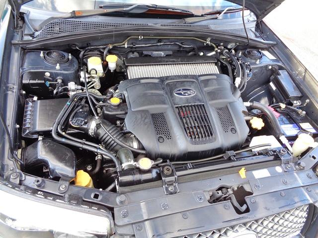 フォレスター クロススポーツ２．０Ｔ　スポーツ　１オーナー　後期型　ＳＴｉリップエアロ　ＳＴｉアルミ　４ＷＤ　ターボ　標準ＬＳＤ装備　純正サイド・リアエアロ　外ＢＬＩＴＺターボタイマー　外ＳＤナビ地デジ　ルーフレール　ＨＩＤ　ＥＴＣ　ドアバイザー（35枚目）