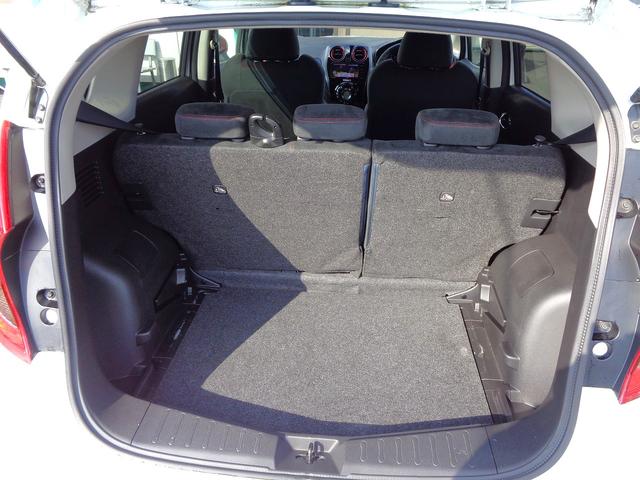 ノート ニスモ　Ｓ　外ＨＫＳ車高調　外ＨＫＳマフラー　外ＳＤナビ地デジＢｌｕｅｔｏｏｔｈオーディオ　ニスモ専用シート　ＬＥＤヘッドライト　ＬＥＤポジションライト　リアスポ　スマートキー　プッシュスターター　ドアバイザー（28枚目）