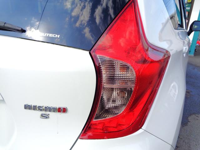 ノート ニスモ　Ｓ　外ＨＫＳ車高調　外ＨＫＳマフラー　外ＳＤナビ地デジＢｌｕｅｔｏｏｔｈオーディオ　ニスモ専用シート　ＬＥＤヘッドライト　ＬＥＤポジションライト　リアスポ　スマートキー　プッシュスターター　ドアバイザー（31枚目）