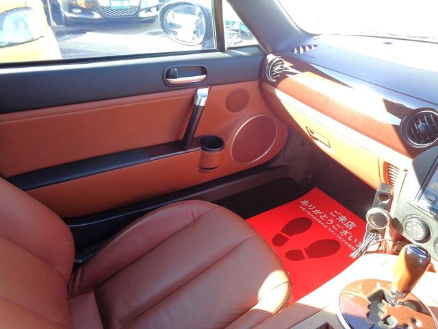 ロードスター ＶＳ　１オーナー車　純正エアロ　ＦＲ駆動　茶幌　茶革シート　ビルシュタイン車高調　リアスポ　シートヒーター　キーレス　ドラレコ　ＨＩＤ　ＥＴＣ　ＭＴモード付ＡＴ　パドルシフト　外ＨＤＤナビＤＶＤ再生　記録簿（21枚目）