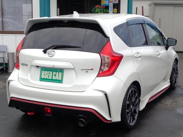 ノート ニスモ　Ｓ　１オーナー　ＮＩＳＭＯマフラー　ツインプレートクラッチ　外ＳＤナビ地デジＢモニ　外車高調　外クスコタワーバー　ＮＩＳＭＯシフトノブ　禁煙車　外ＶＤＣデビットキャンセラー　Ｎ－ＴＥＣエクストラチャンバー（3枚目）