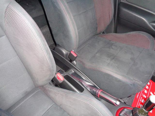 ノート ニスモ　Ｓ　１オーナー　ＮＩＳＭＯマフラー　ツインプレートクラッチ　外ＳＤナビ地デジＢモニ　外車高調　外クスコタワーバー　ＮＩＳＭＯシフトノブ　禁煙車　外ＶＤＣデビットキャンセラー　Ｎ－ＴＥＣエクストラチャンバー（22枚目）