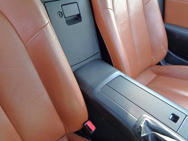 ロードスター ＶＳ　ＲＨＴ　プレミアムパッケージ　電動オープン　ＦＲ駆動　オートエクゼサスショック　オートエクゼシフトノブ　ＤＳＣ　茶革シート　シートヒータ　禁煙車　純ＨＤＤナビ地デジ　キーレス　ＨＩＤ　ＥＴＣ　ＢＯＳＥサウンド（22枚目）