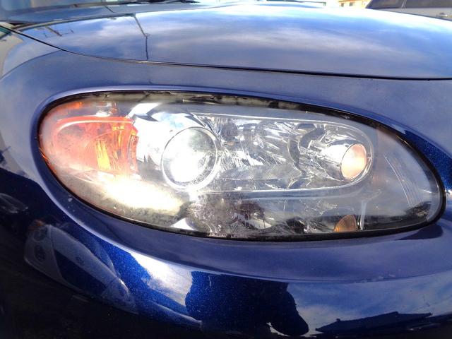 ロードスター ＶＳ　ＲＨＴ　プレミアムパッケージ　電動オープン　ＦＲ駆動　オートエクゼサスショック　オートエクゼシフトノブ　ＤＳＣ　茶革シート　シートヒータ　禁煙車　純ＨＤＤナビ地デジ　キーレス　ＨＩＤ　ＥＴＣ　ＢＯＳＥサウンド（35枚目）