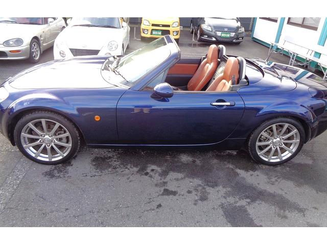 ロードスター ＶＳ　ＲＨＴ　プレミアムパッケージ　電動オープン　ＦＲ駆動　オートエクゼサスショック　オートエクゼシフトノブ　ＤＳＣ　茶革シート　シートヒータ　禁煙車　純ＨＤＤナビ地デジ　キーレス　ＨＩＤ　ＥＴＣ　ＢＯＳＥサウンド（47枚目）