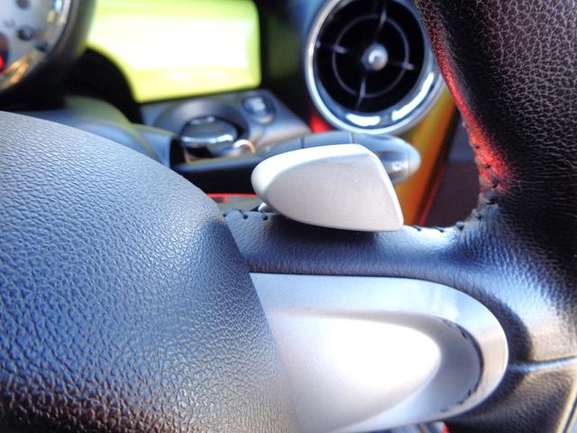 ＭＩＮＩ クーパーＳ　コンバーチブル　電動オープン　ターボ　Ｒ５７クーパーＳ　ＨＩＤ　ＥＴＣ　禁煙車　インターチェンジイエロー　ハーフレザー　ＤＳＣ　リアコーナーセンサー　キーレス　プッシュスターター　ＭＴモード付ＡＴ　サイドエアバック（13枚目）