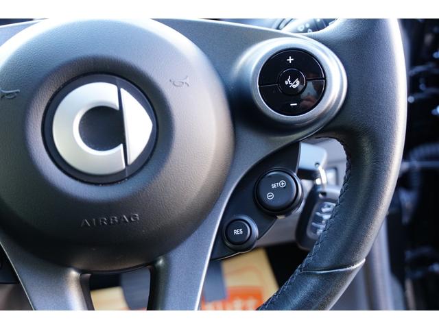 パッション 除菌済み ワンオーナー 衝突被害軽減システム クルーズコントロール シートヒーター 純正オーディオ ブルートゥース AUX USB キーレス 純正アルミ(50枚目)
