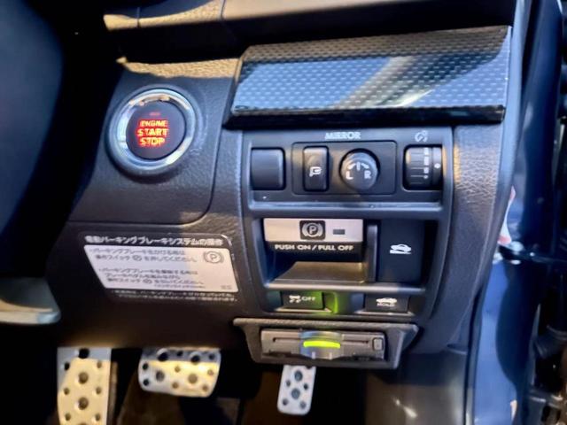 ２．５ＧＴ　Ｓパッケージ　４ＷＤ／社外メモリーナビ／バックカメラ／ＨＩＤ／ＥＴＣ／アルミ(12枚目)