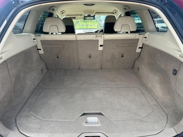 ＸＣ６０ 　レーンアシスト／シートヒーター／後席モニタ／バックカメラ／Ｂｌｕｅｔｏｏｔｈ／２．０Ｔターボ（12枚目）