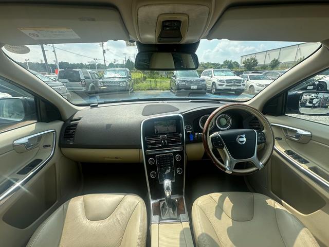 ＸＣ６０ 　レーンアシスト／シートヒーター／後席モニタ／バックカメラ／Ｂｌｕｅｔｏｏｔｈ／２．０Ｔターボ（16枚目）
