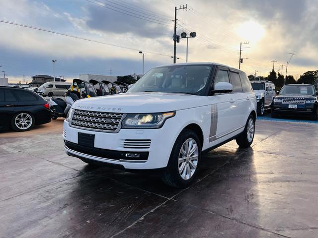 レンジローバー 　サンルーフ／革シート／メモリーシート／ステアリングヒータ４ＷＤ／ＡＣＣ／バックカメラ／ローダウン／パワーシート／ドライブレコーダー／Ｂｌｕｅｔｏｏｔｈ／ＭＥＲＩＤＩＡＮスピーカー（10枚目）