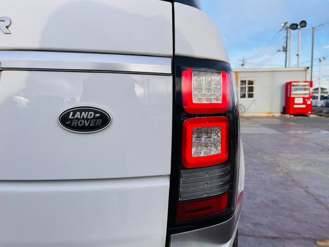 レンジローバー 　サンルーフ／革シート／メモリーシート／ステアリングヒータ４ＷＤ／ＡＣＣ／バックカメラ／ローダウン／パワーシート／ドライブレコーダー／Ｂｌｕｅｔｏｏｔｈ／ＭＥＲＩＤＩＡＮスピーカー（13枚目）
