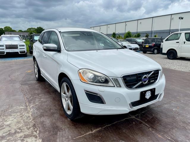 ＸＣ６０ 　革シート／オートライト／パワーシート／メモリシート／バックカメラ／レーンアシスト／ＦＣＷ／ＡＣＣ／ドライブレコーダ／シートヒータ／２．０Ｔターボ／Ｂｌｕｅｔｏｏｔｈ／（2枚目）