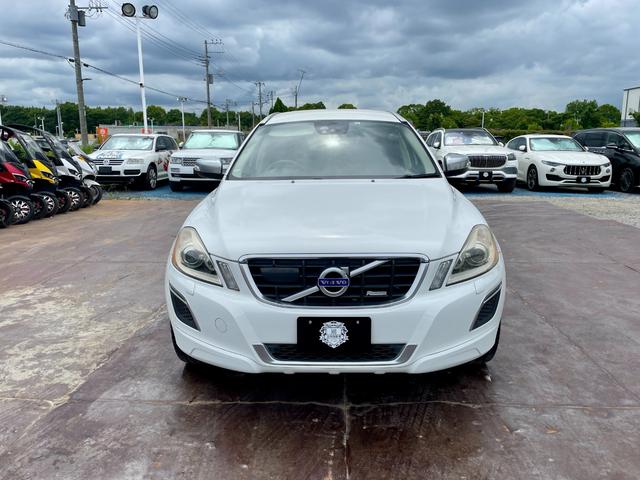 ＸＣ６０ 　革シート／オートライト／パワーシート／メモリシート／バックカメラ／レーンアシスト／ＦＣＷ／ＡＣＣ／ドライブレコーダ／シートヒータ／２．０Ｔターボ／Ｂｌｕｅｔｏｏｔｈ／（6枚目）