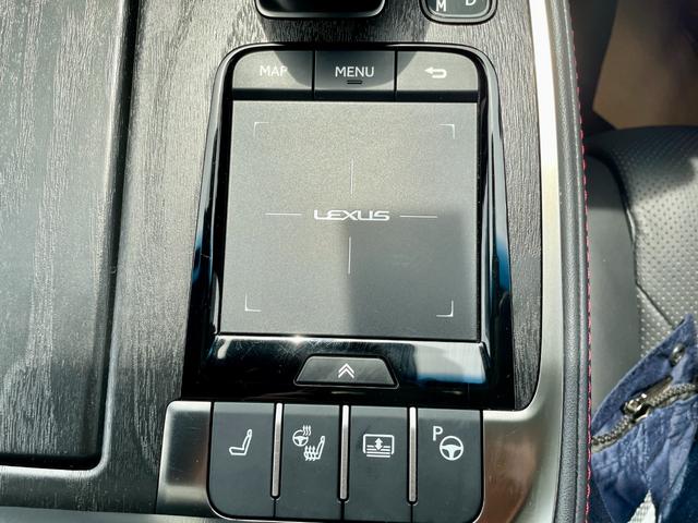 ＬＳ ＬＳ５００ｈ　エグゼクティブ　ＡＷＤ／ハイブリット／オートライト革シート／シートヒータ／エアコン／パワーシート４ＷＤ／Ｂｌｕｅｔｏｏｔｈ／ステアリングヒーター全周囲カメラ／バックカメラ後席モニター／マッサージシート／パークアシスト（36枚目）