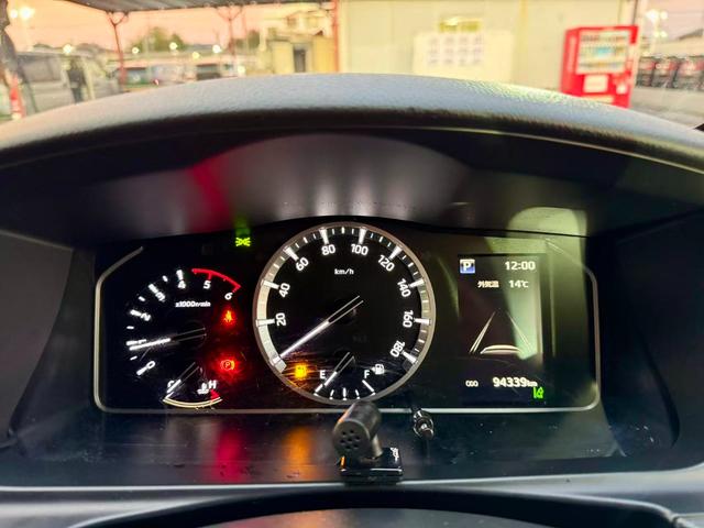 ハイエースコミューター 　ディーゼル／１４人乗り／ＬＥＤヘッドライト／スライドドア／３６０カメラデジタルインナーミラー（24枚目）