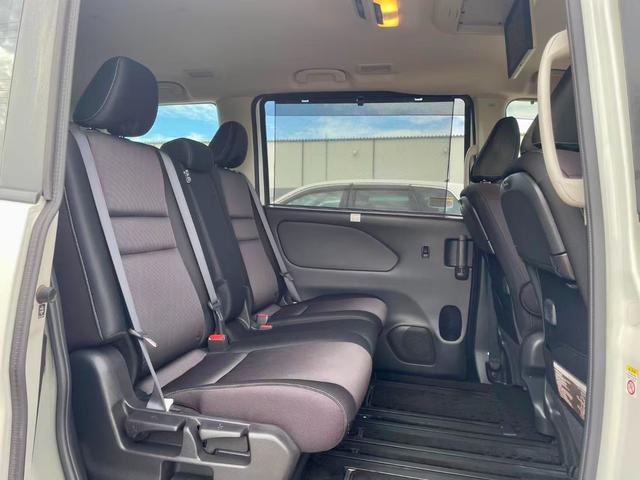 セレナ 　プロパイロット／純正ナビ／両側電動スライドドア／３６０カメラ／ＡＣＣ／レーンアシスト／デジタルインナーミラー／ワンオーナー（15枚目）