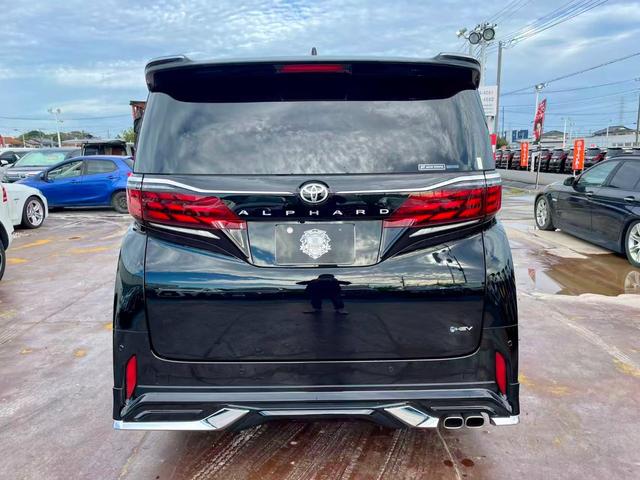 アルファードハイブリッド Ｚ　１４ｉｎディスプレイオーディオＰＬＵＳ／パノラミックビョーモニター／デジタルインナーミラー／左右独立ムーンルーフ／カラーヘッドアップディスプレイ／トヨタチームメイト／１３型有機ＥＬ後席ディスプレイ（3枚目）