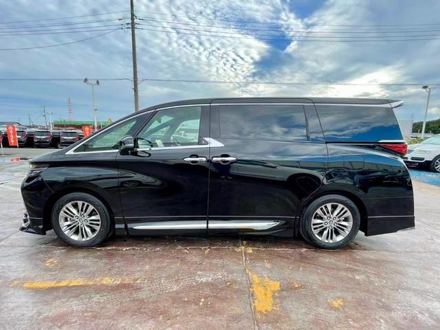 アルファードハイブリッド Ｚ　１４ｉｎディスプレイオーディオＰＬＵＳ／パノラミックビョーモニター／デジタルインナーミラー／左右独立ムーンルーフ／カラーヘッドアップディスプレイ／トヨタチームメイト／１３型有機ＥＬ後席ディスプレイ（5枚目）