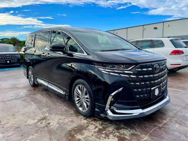 アルファードハイブリッド Ｚ　１４ｉｎディスプレイオーディオＰＬＵＳ／パノラミックビョーモニター／デジタルインナーミラー／左右独立ムーンルーフ／カラーヘッドアップディスプレイ／トヨタチームメイト／１３型有機ＥＬ後席ディスプレイ（6枚目）